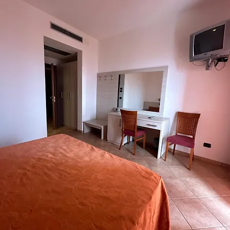 Athena Palace Отель