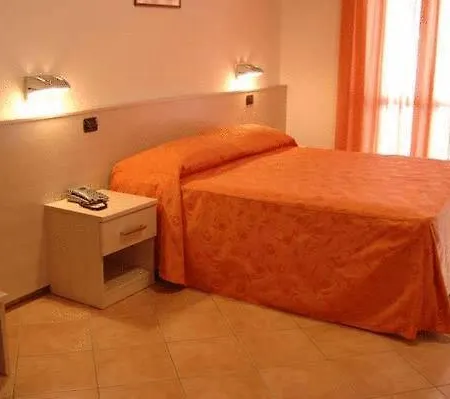 Hotel Athena Palace