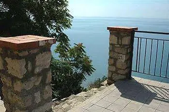 Athena Palace Hotel 4*